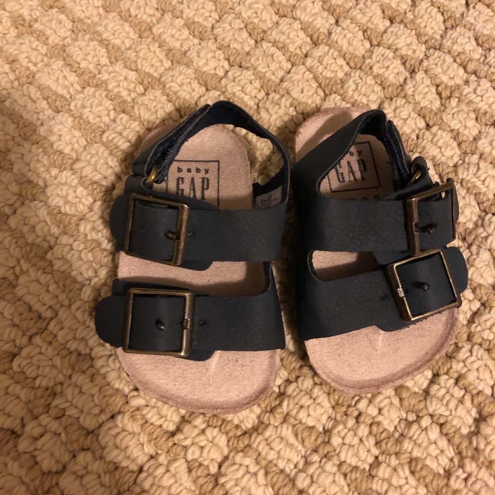 Gap baby sandals